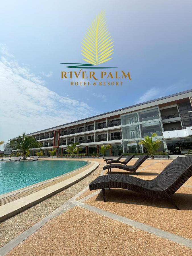 River Palm Hotel And Resort Powered By Cocotel Bugallon Екстериор снимка